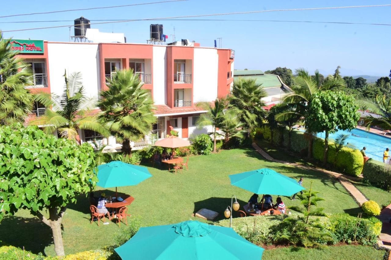Meru Slopes Hotel Extérieur photo