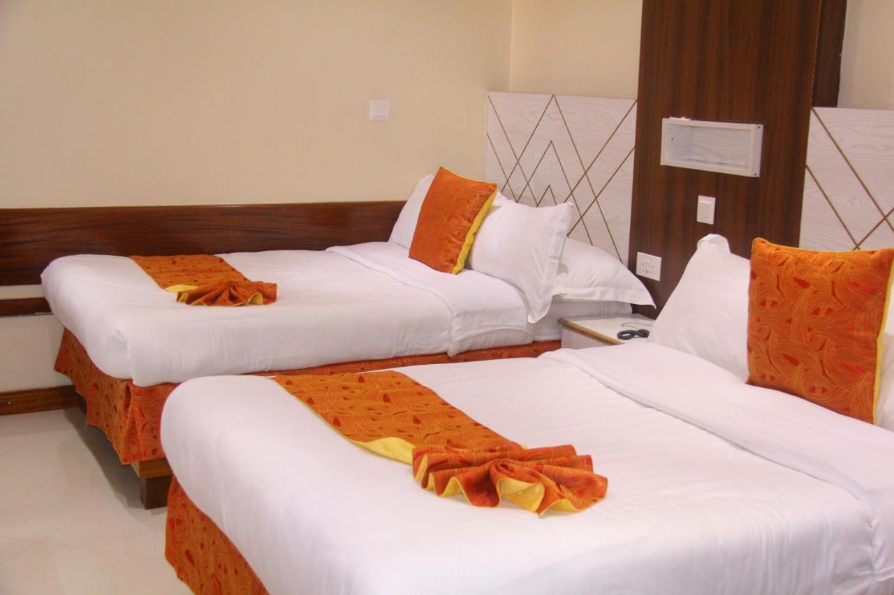 Meru Slopes Hotel Extérieur photo