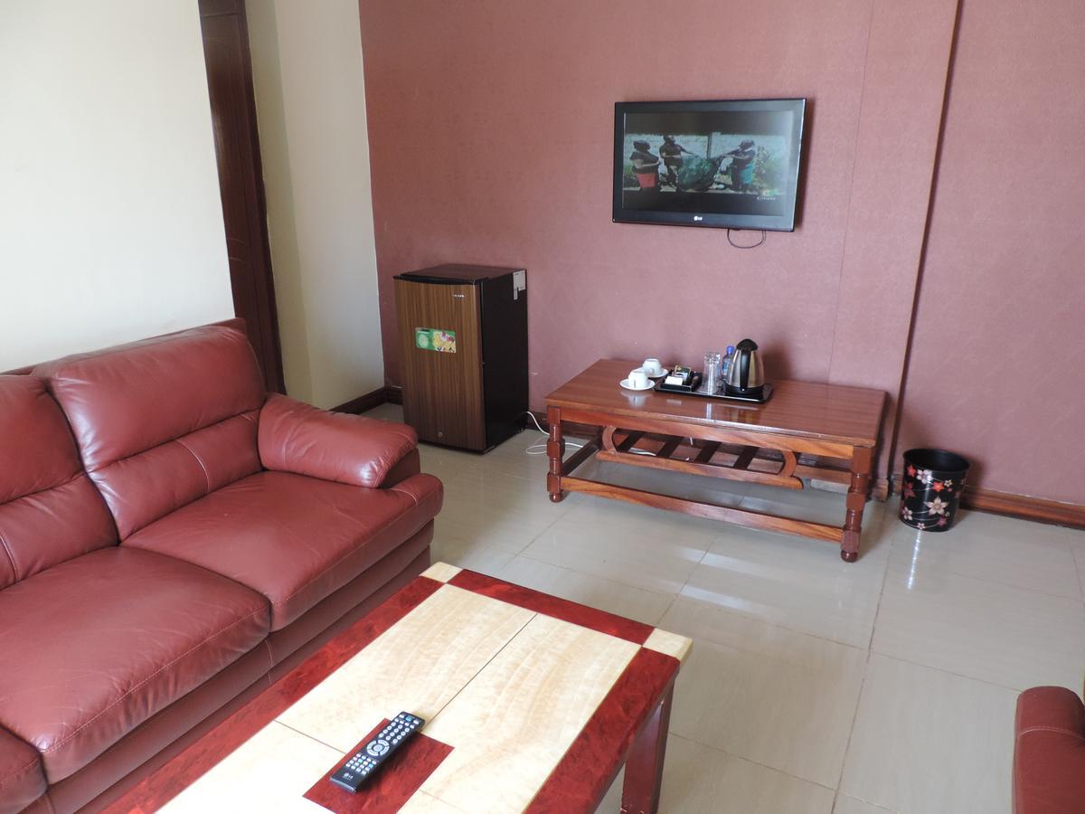 Meru Slopes Hotel Extérieur photo